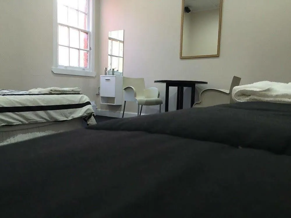 National Hotel Toowoomba 2*,  Australia