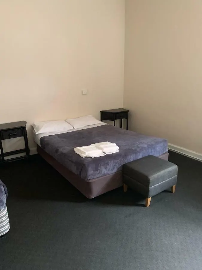 National Hotel Toowoomba 2*,  Australia